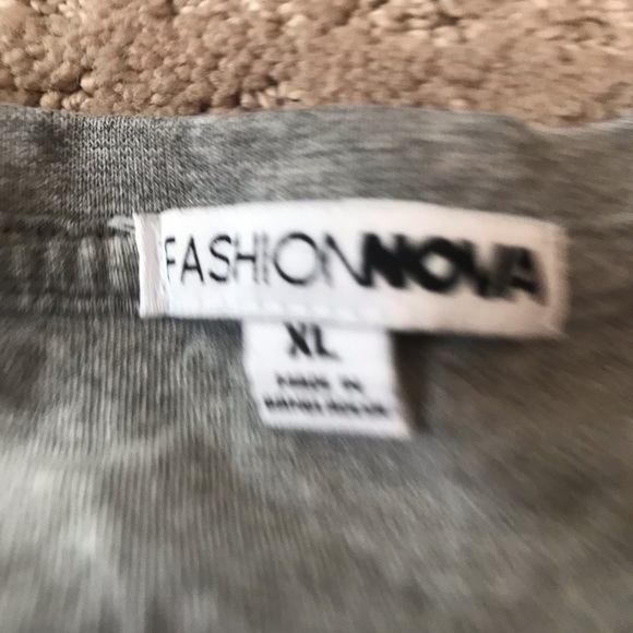 grey cropped t-shirt - Picture 3 of 3